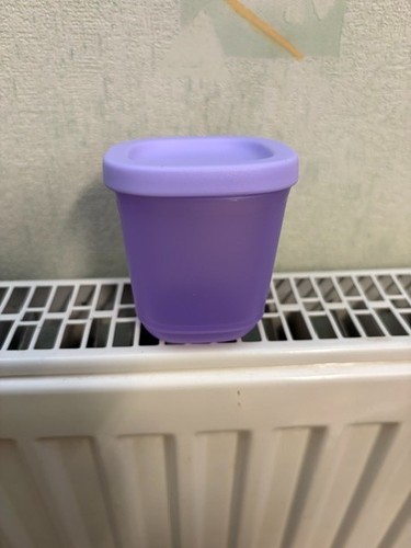 Tupperware - ,