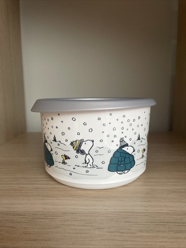 Tupperware snoppy dose - tupperware,